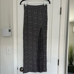 H&M Black and White Floral Skirt